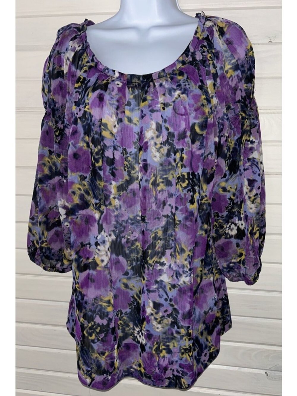 Alfani Sz 12 Purple Black Floral Blouse Poly Chiffon Pleated Neck EUC